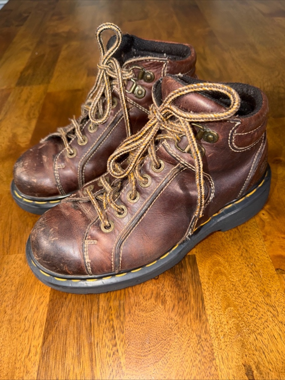 Vintage 90s Dr. Martens Black Textile Interior with Small Pink Mark